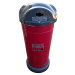 Contenitore polietilene per raccolta pile esauste. 105 LT. Con basamento in cemento.